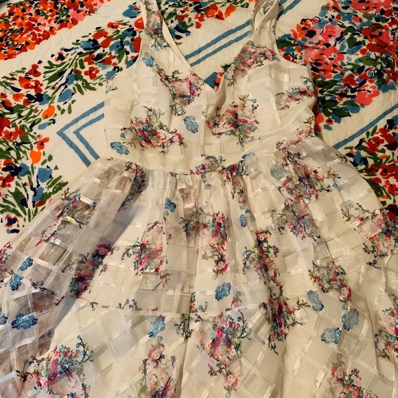 Maeve Dresses & Skirts - Never worn Maeve/Anthropology floral dress size 12